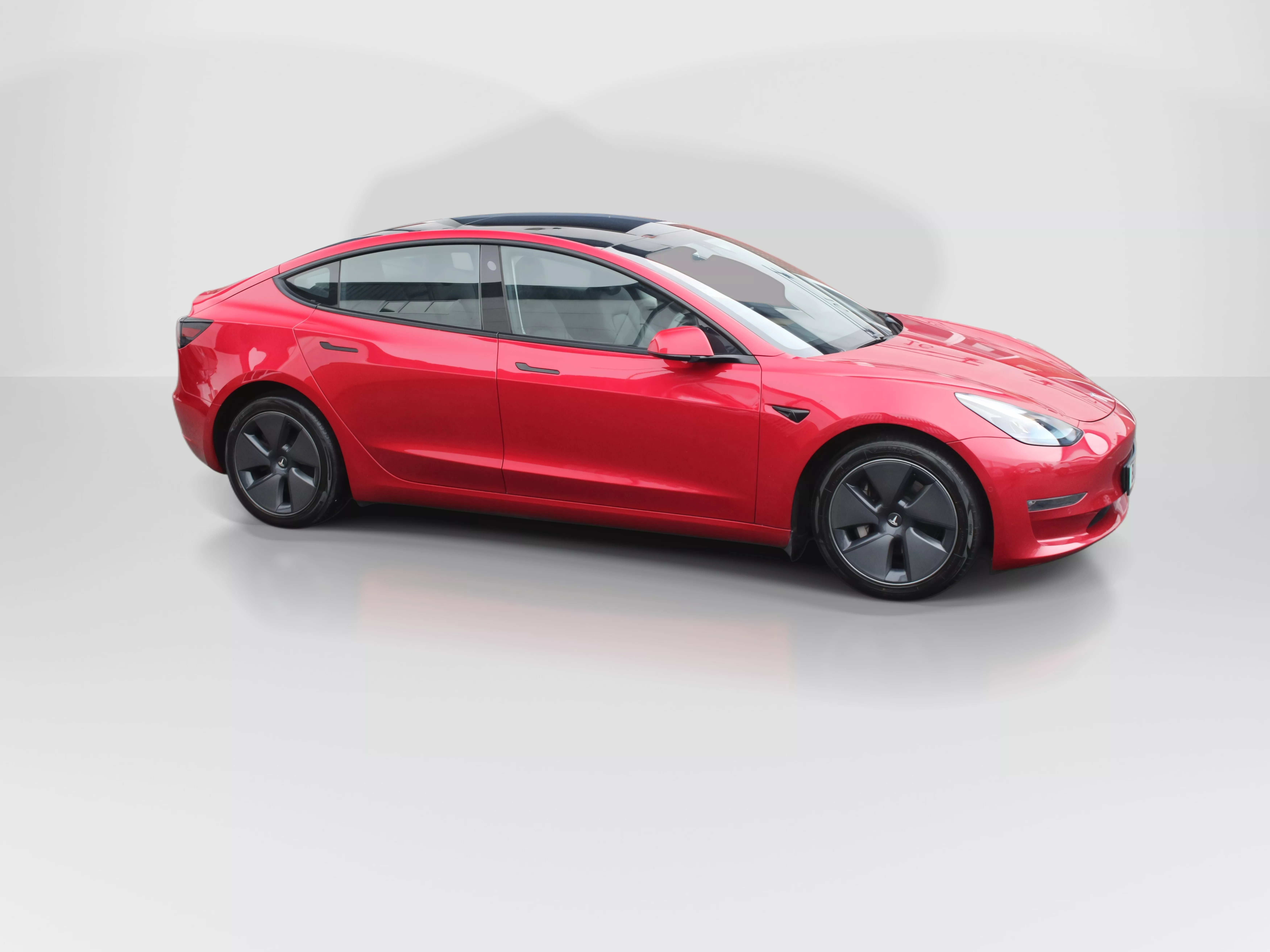 MODEL 3 LONG RANGE AWD