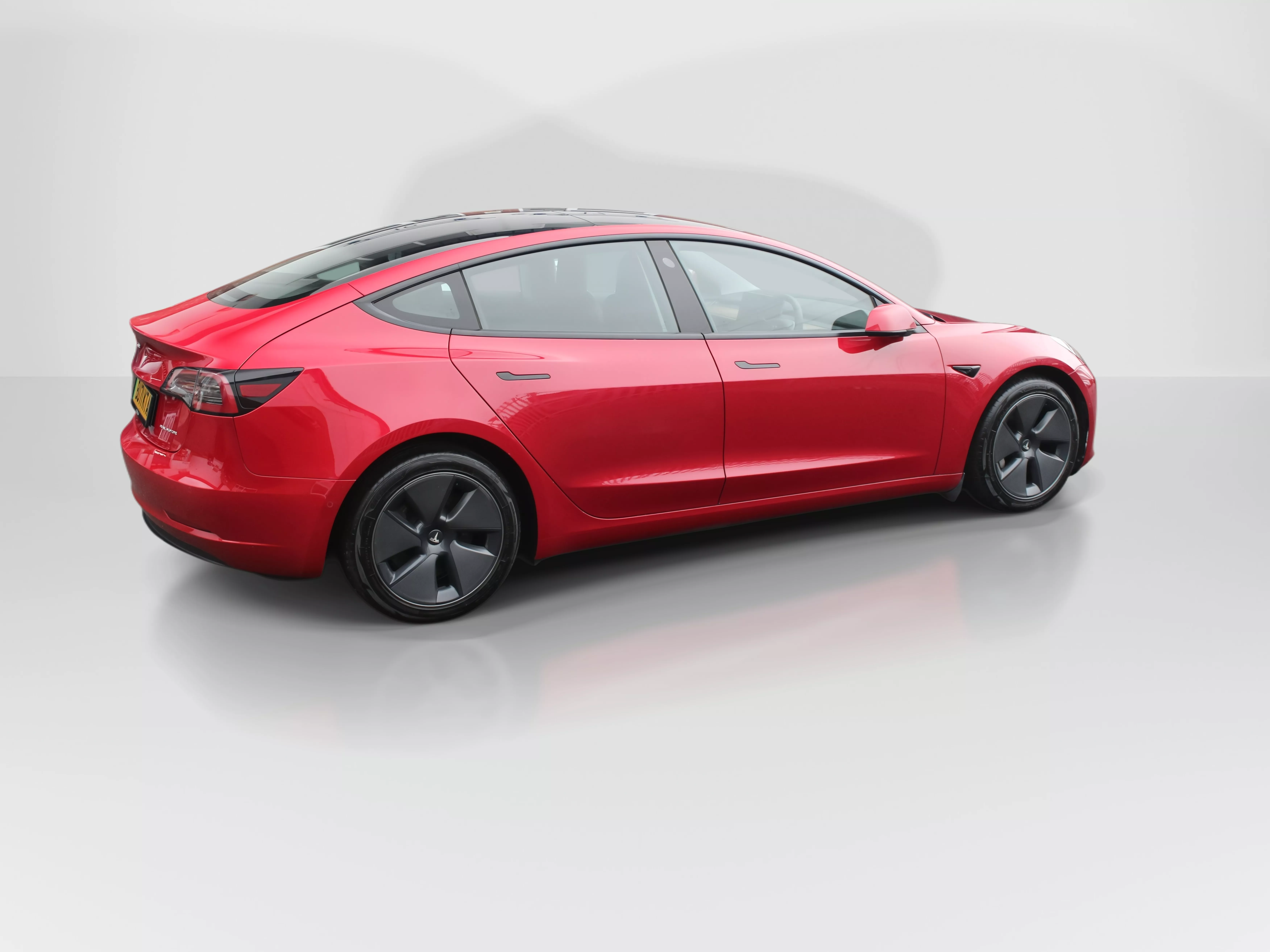 MODEL 3 LONG RANGE AWD