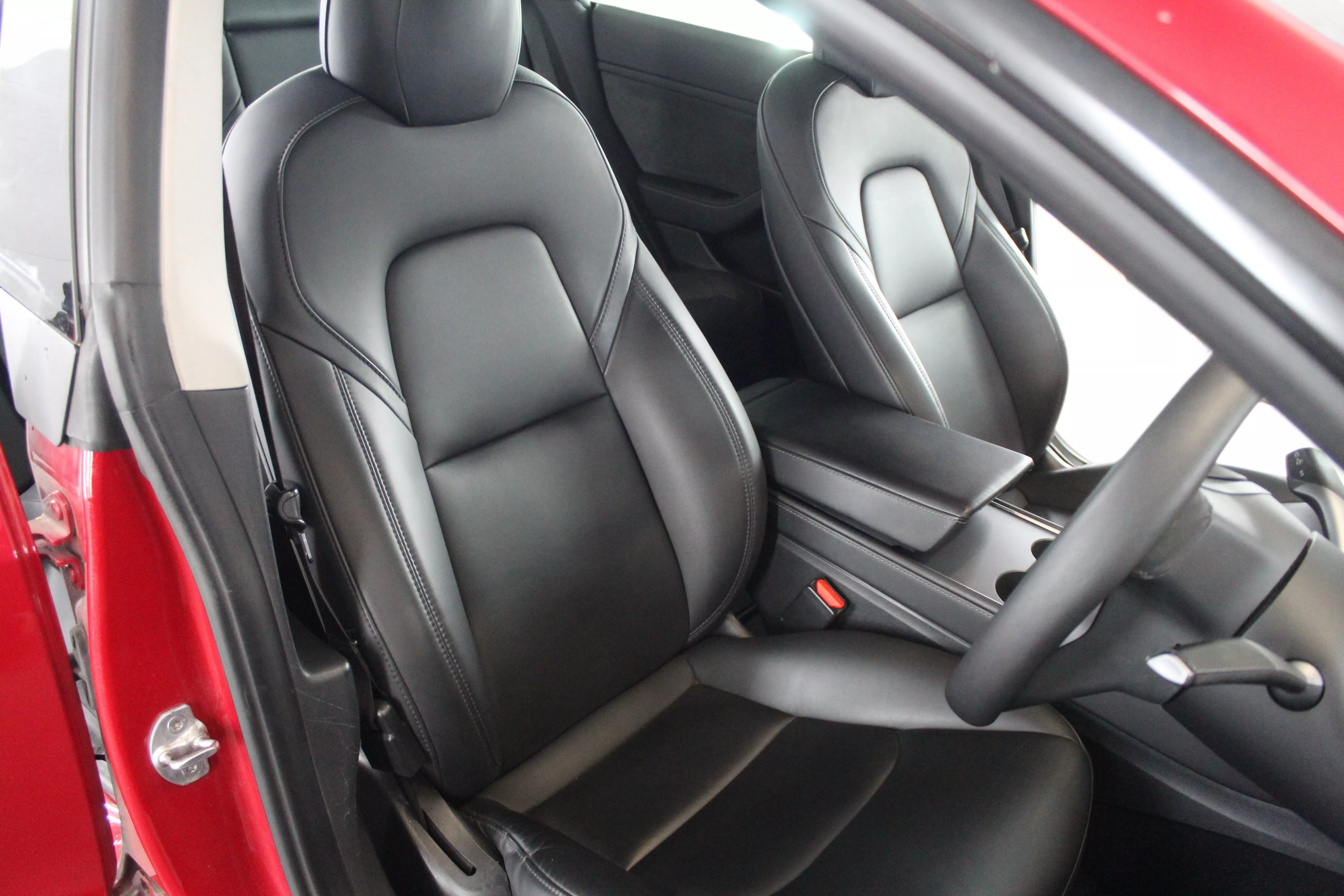 MODEL 3 LONG RANGE AWD